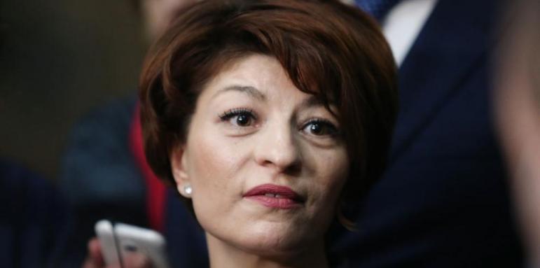 Десислава Атанасова с остър коментар след изслушването на Петков