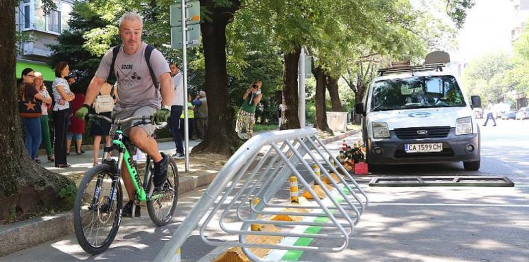 Tротинетките и велосипеди под наем в София
