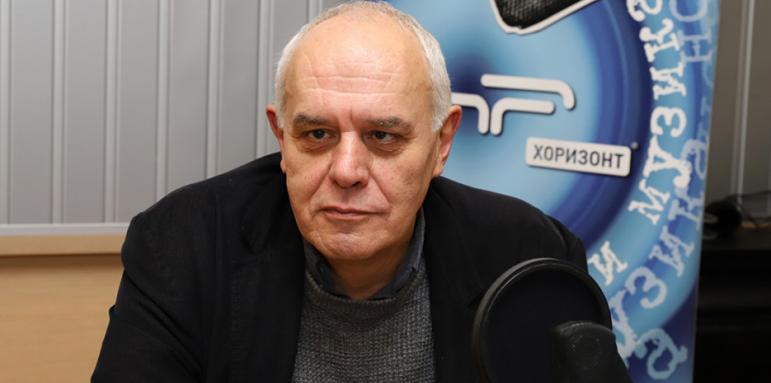 Андрей Райчев: Властта се търкаля по улиците