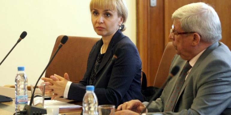 Ковачева свиква извънредно ВСС