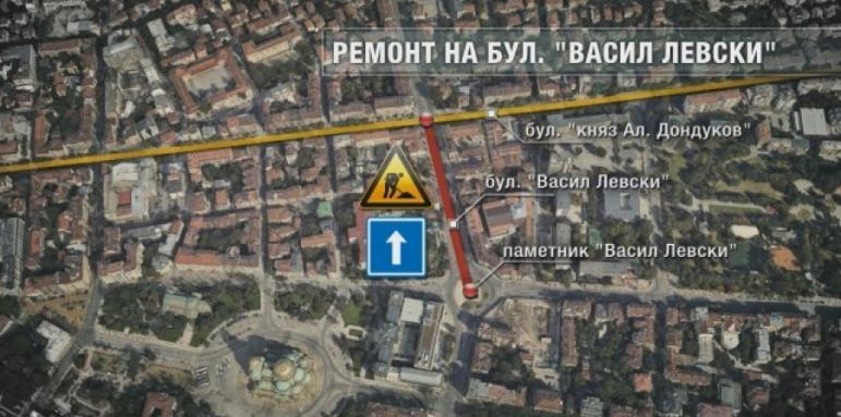 Ремонти затварят отсечки от ключови булеварди в София