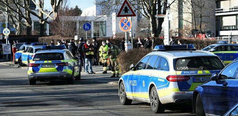 Масова стрелба в немски университет, има ранени