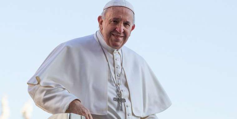 Папа Франциск ще посети бежански лагер в София