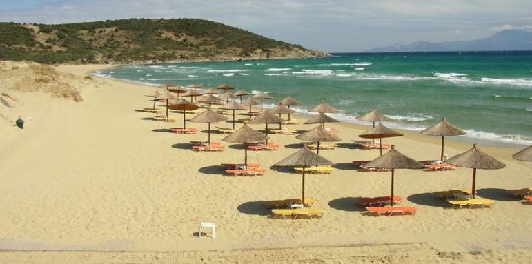 Нашенци пострадаха на плаж в Гърция ВИДЕО