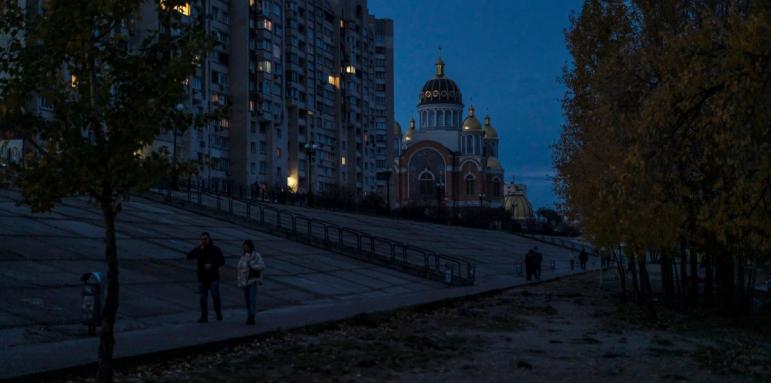 3-милионна страхотия в Киев, Зеленски зове ООН на помощ