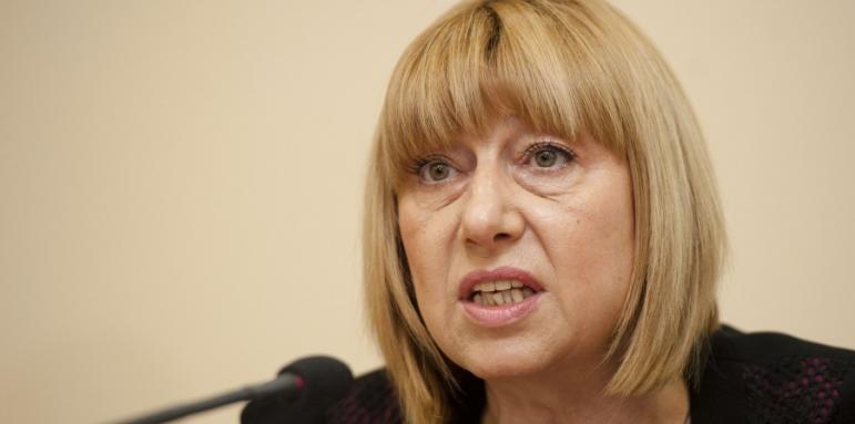 Клисарова: Можем да увеличим учителските заплати