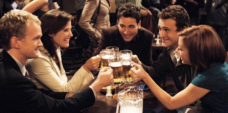 Финалът на How I met your mother през март, вместо през май