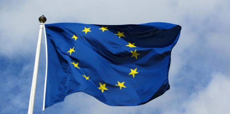 Доверието на българите към ЕС върви надолу