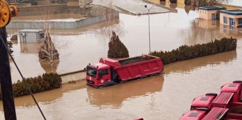 Сандов с версия за наводненията в Родопите