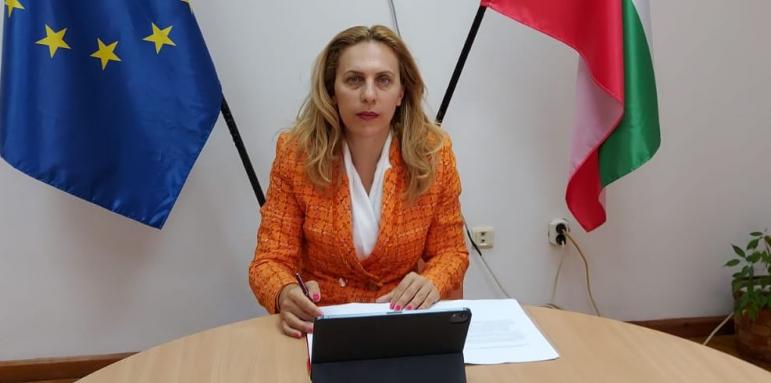 840 туроператори и турагенти пожелаха 64 млн помощ