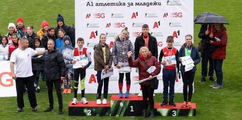 Талантите на ЦСКА и Атлетик са №1 при младите атлети