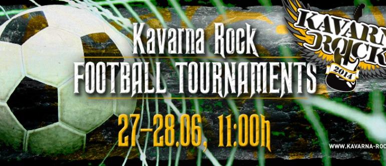 Феновете на Kavarna Rock гледат Световното на видеостена