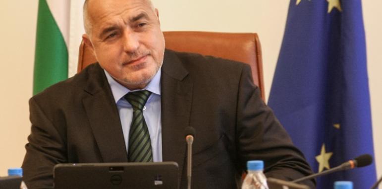 Премиерът не бил канен на дискусията на Маковей