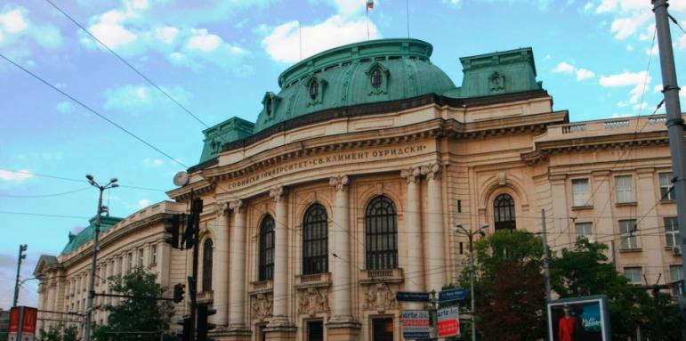 Дипломите са редовни, обявиха от СУ