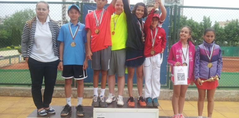 Завърши турнирът по тенис на частните училища