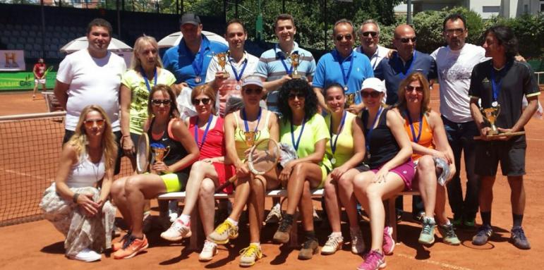 Българи спечелиха титлите на тенис в Солун