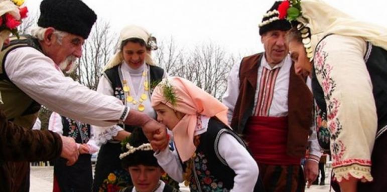 Днес е Сирни Заговезни! Поискайте прошка!