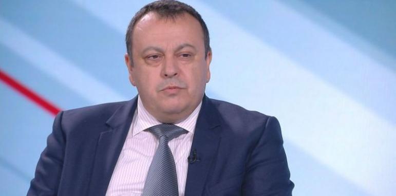 Хамид: Да върнем обществото в демократичните устои