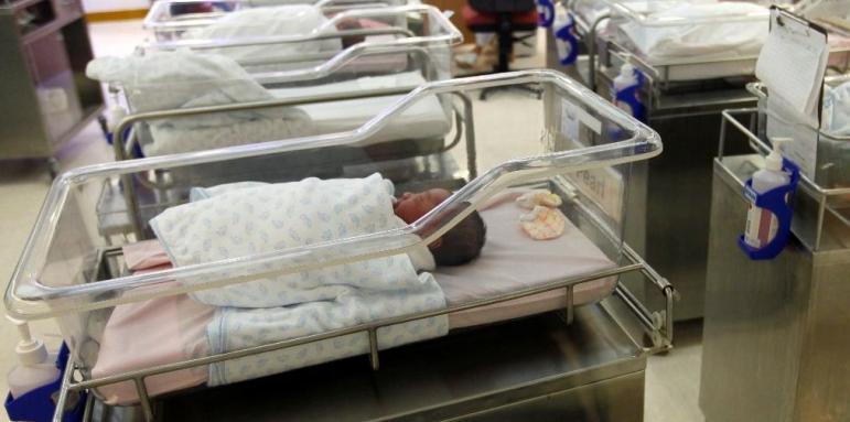 Българка с коронавирус роди здраво бебе