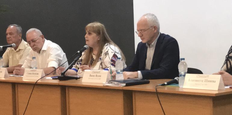 Бизнесът: Вузовете бълват дипломи, не специалисти