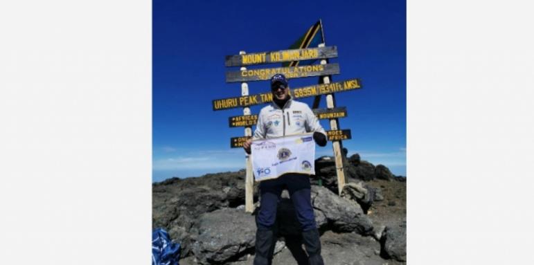 Видинчанин изкачи Килиманджаро за благотворителна кауза
