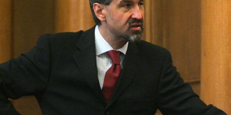 И посланикът ни в Лондон се скара на Найджъл Фарадж