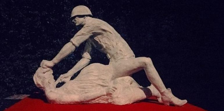 Историческа скулптура възмути Гданск