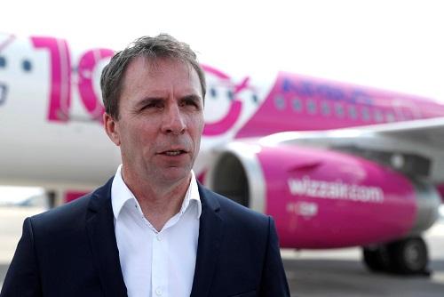Шефът на Wizz Air дарява 1 млн. паунда за стипендии