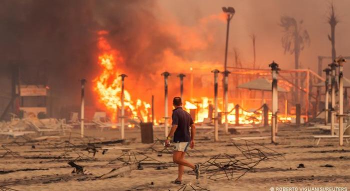 Сицилия обяви извънредно положение заради пожарите