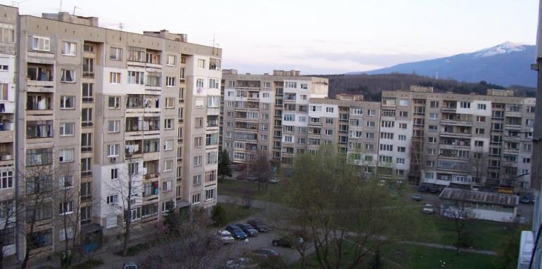 Истина? Панелка в София разтресе пазара