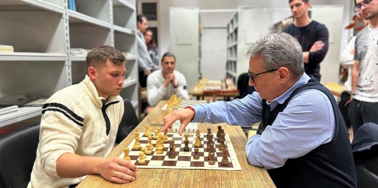 Първи турнир по шах за 70-та годишнина на УХТ