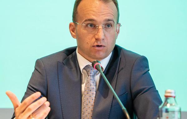 Славчев: С промените в ИК се извърши покушение срещу демокрацията