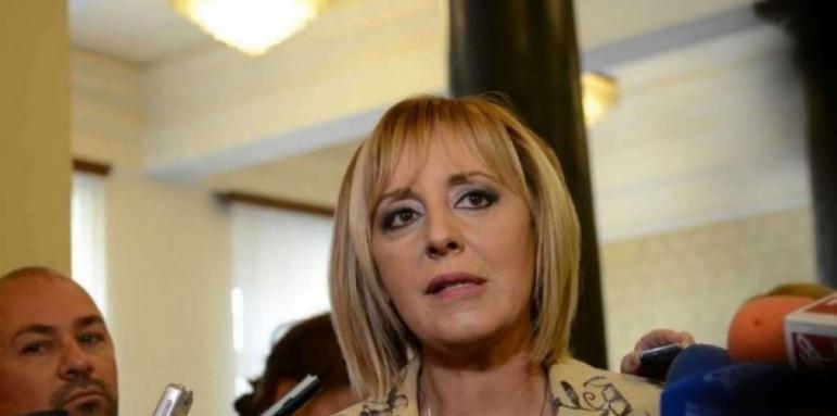 Мая Манолова представи законопроекта за хората с увреждания