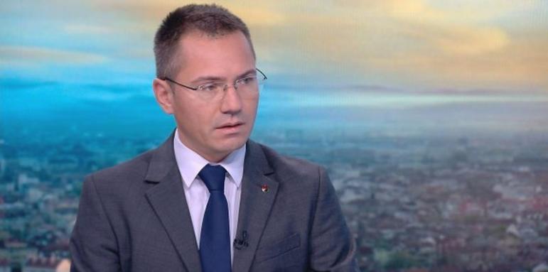 Джамбазки обеща да маха незаконни ромски постройки
