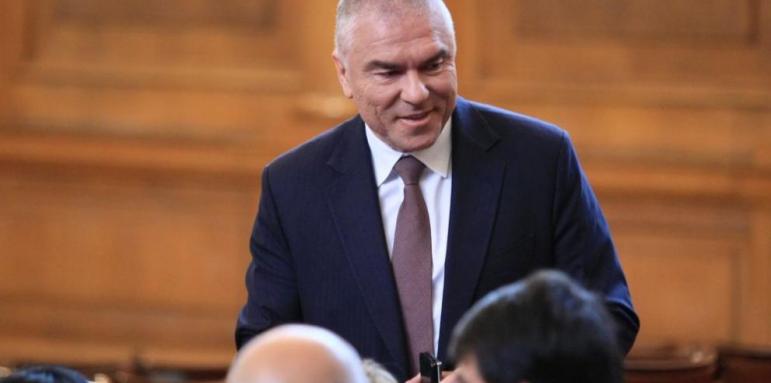 Марешки: Изберете служители, не алчни господари