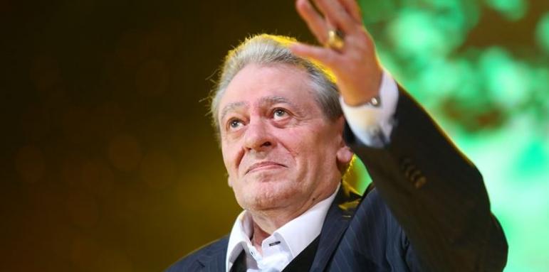 Как "Самота" променя живота на Мишо Белчев