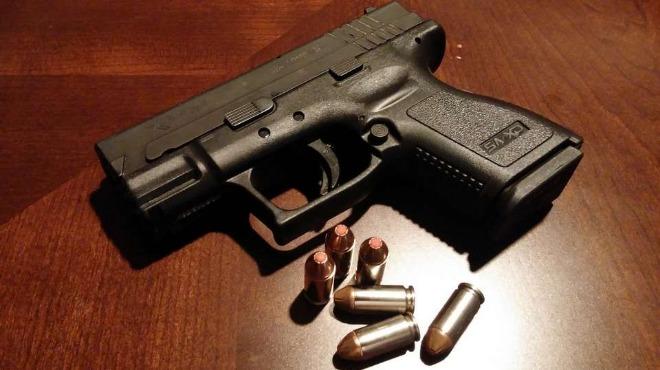 Мъж се гръмна с пистолета си в Пазарджишко