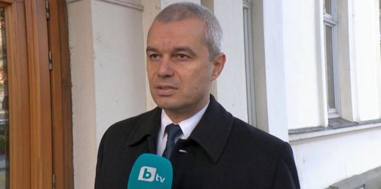 Костадинов иска от Радев позиция срещу зеления сертификат