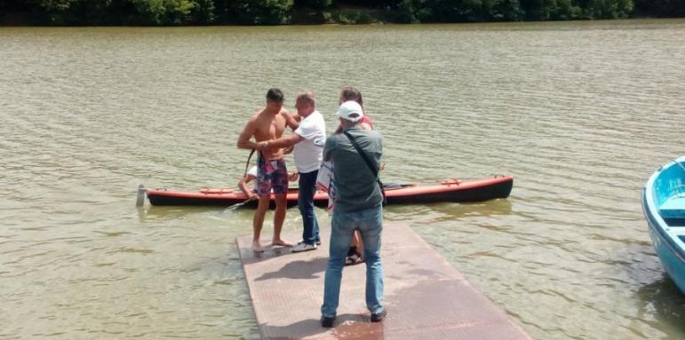 Русенец преплува 10 км с една ръка благотворително