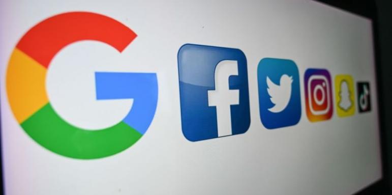 Лондон слага намордник на Google и Facebook