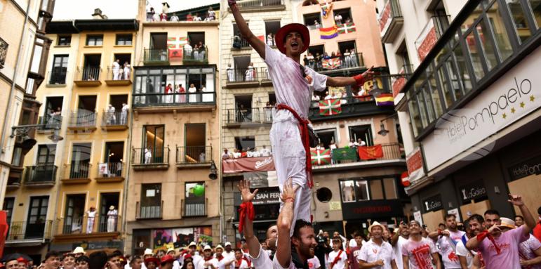 След две години пауза: Фестивалът Сан Фермин се завърна