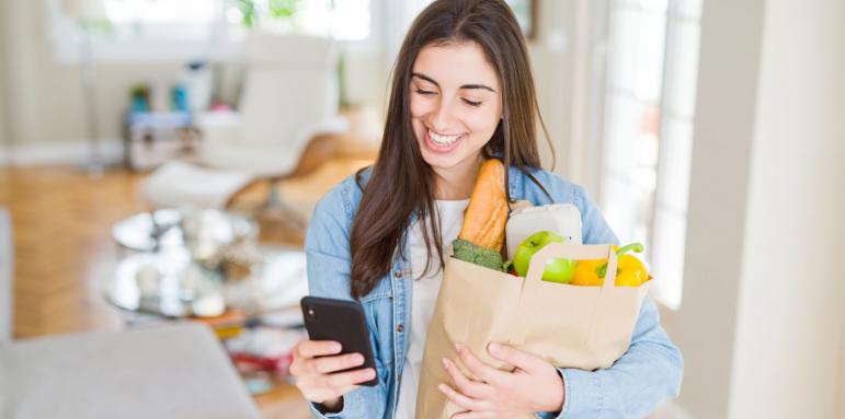 Наш луксозен онлайн супермаркет приема мобилни плащания