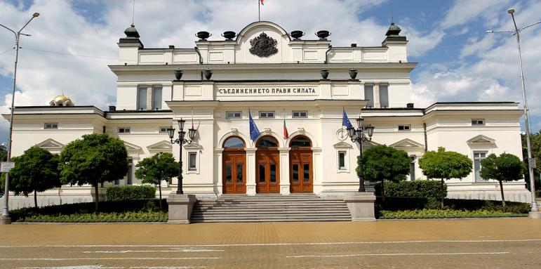 Дебат между дами за новия парламент