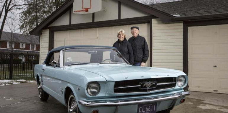 Първият Ford Mustang е още в движение и празнува 50 годишнина