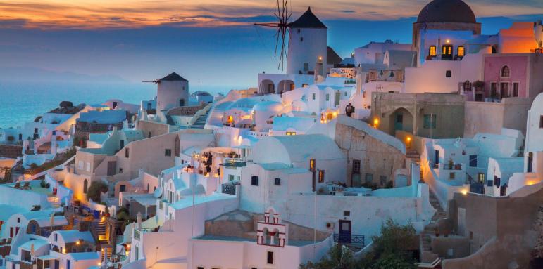 Нов рекорд в Гърция: 33 млн. чужди туристи за година