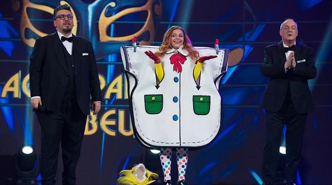 Вики загуби "Евровизия", но спечели "Маскираният певец"