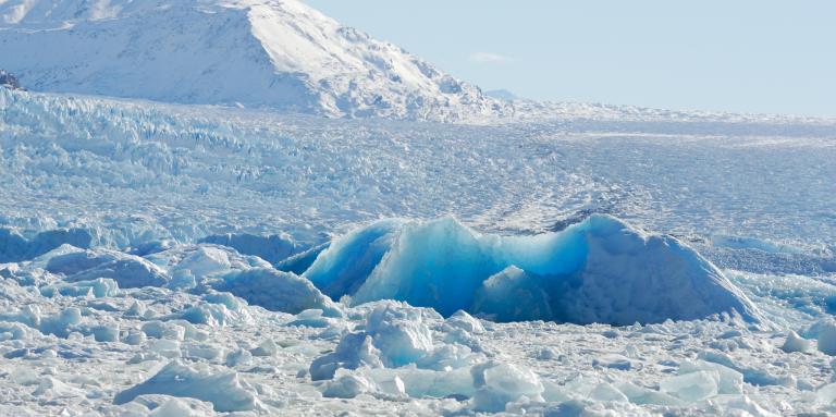 Голяма заплаха дебне под леда в Арктика. Учените в паника