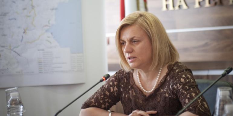 Терзиева отчете пътни проекти за 871 млн. лв.