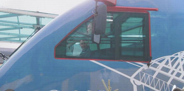 Путин подкара първия руски влак до Крим