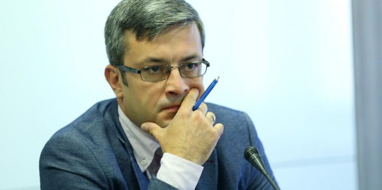 Биков назова важните теми за политически дебат
